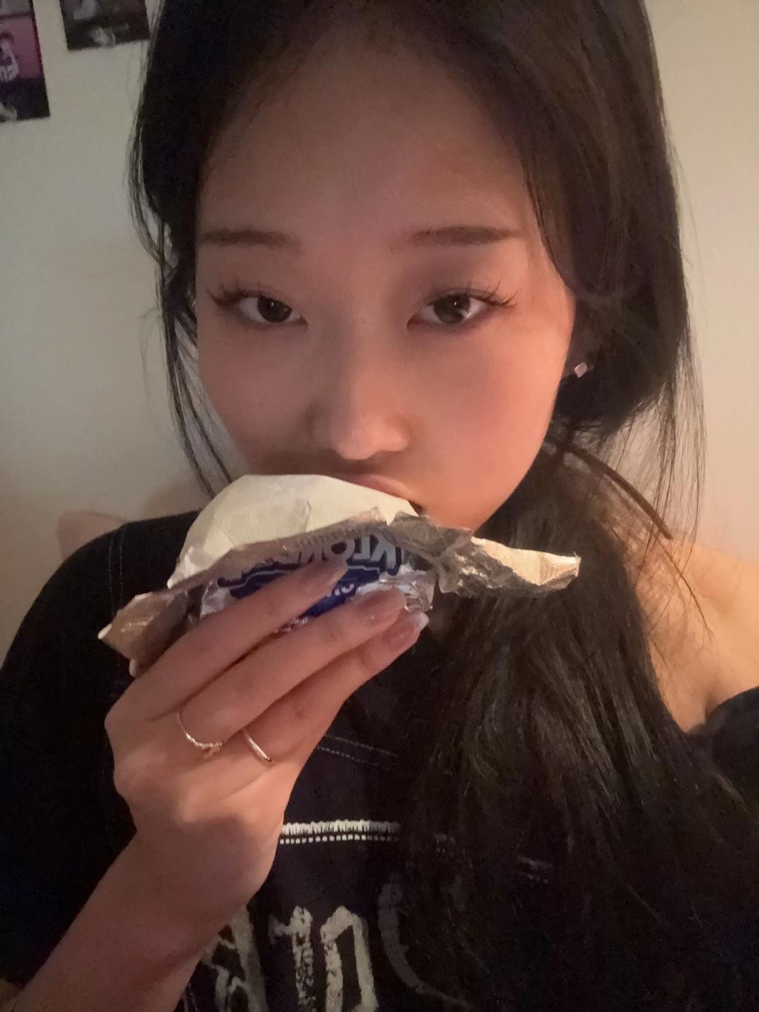 @u.a.bitxh