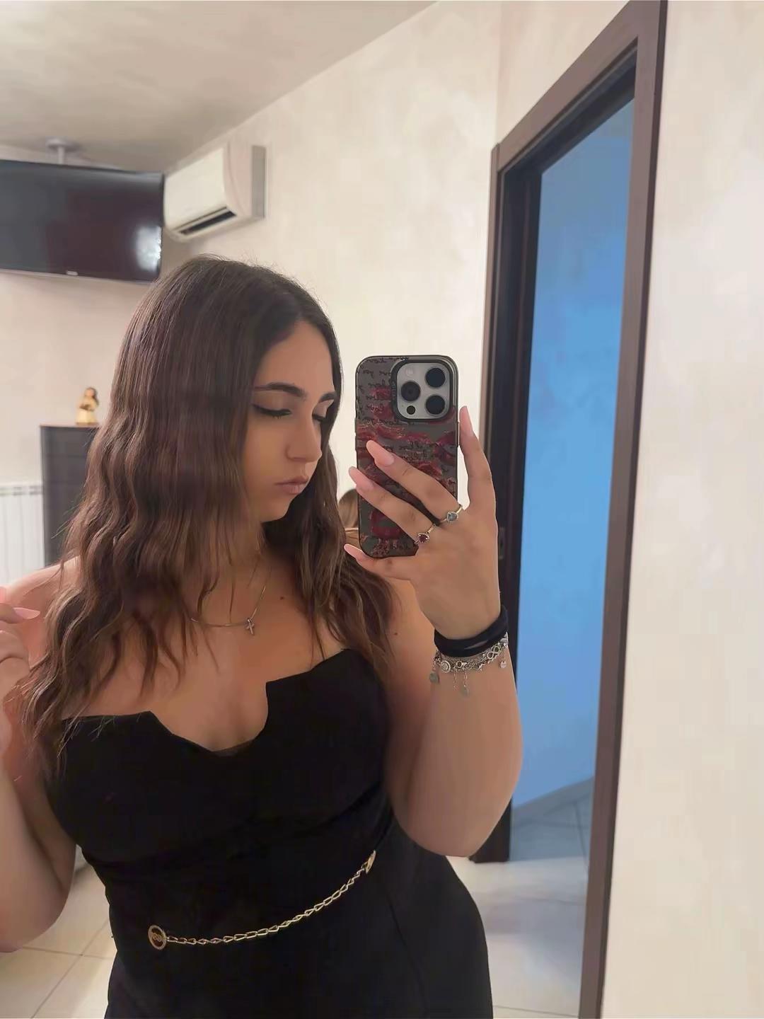 @👸🏽