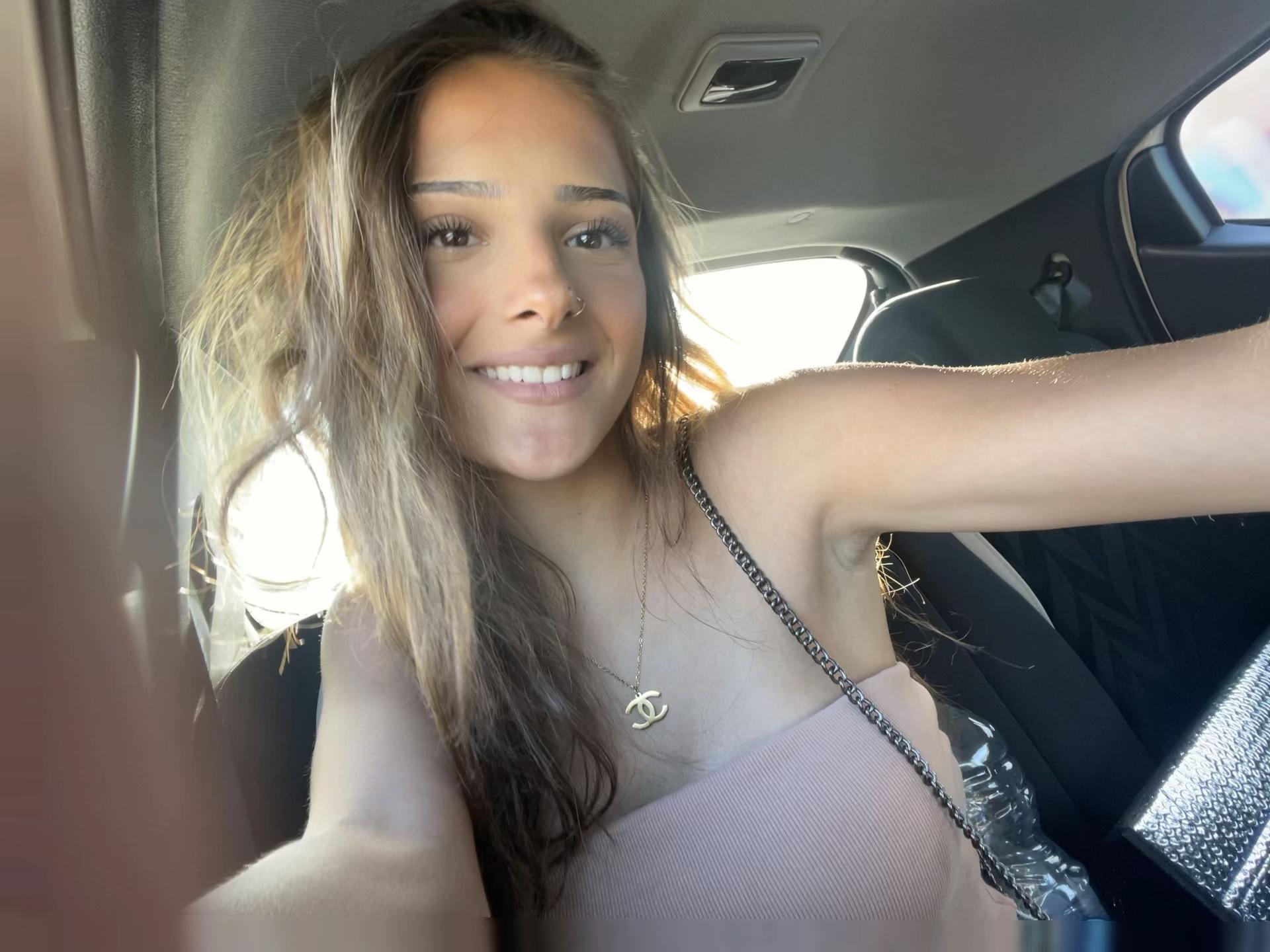 @𝐟