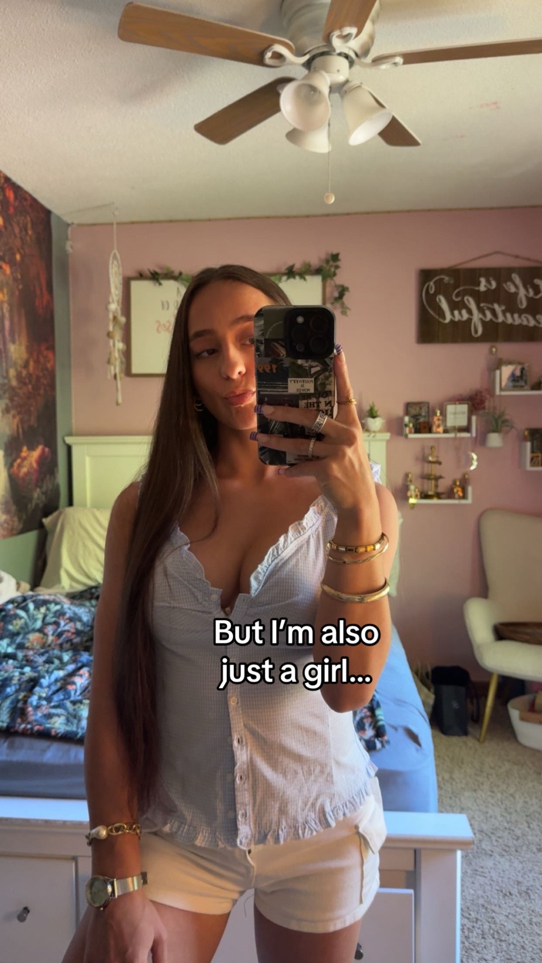 @Bella