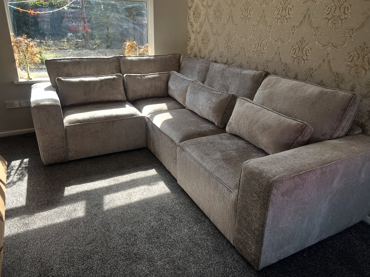 @Furniture Hub Uk
