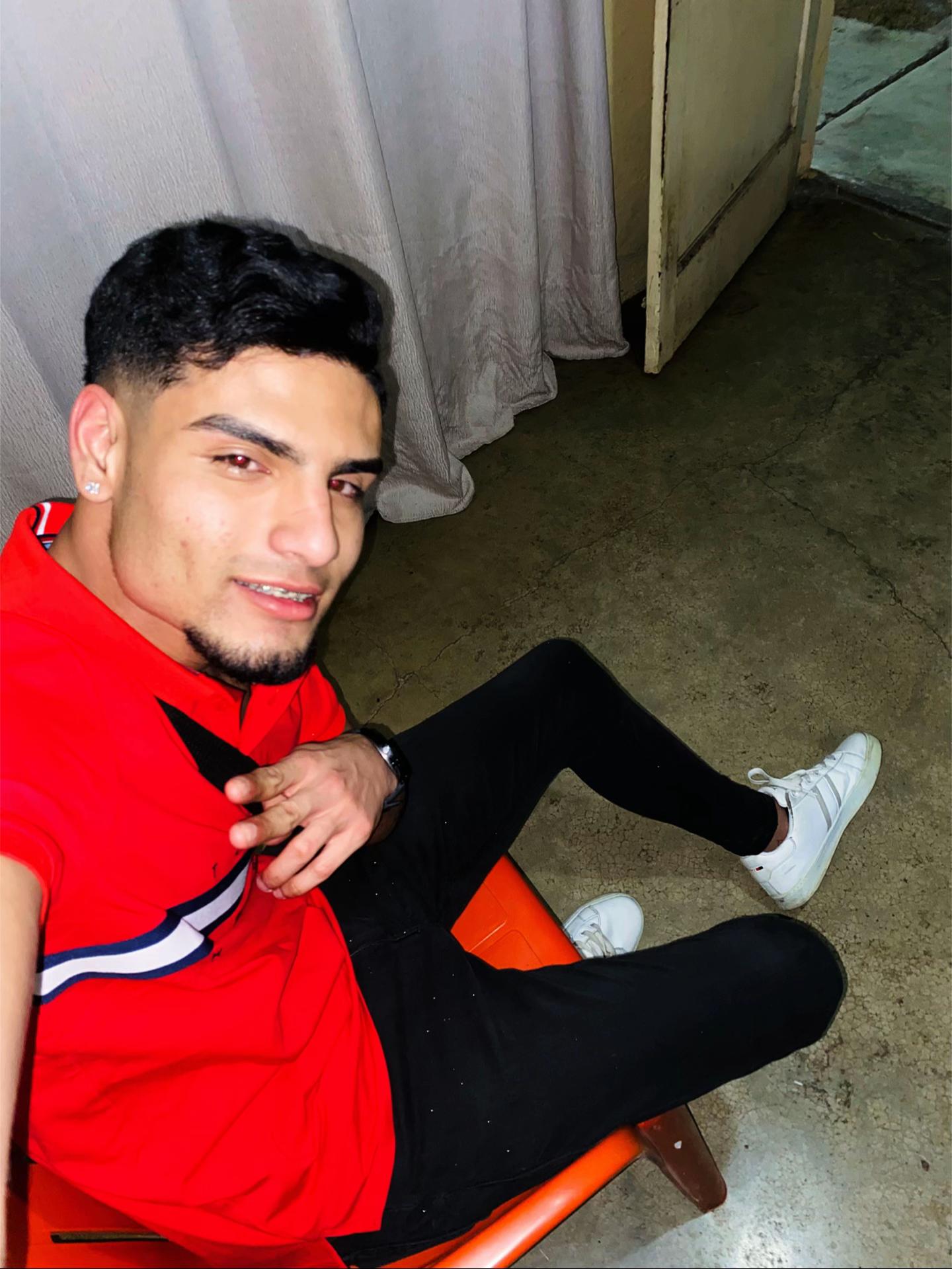 @Emmanuel🤴🏻