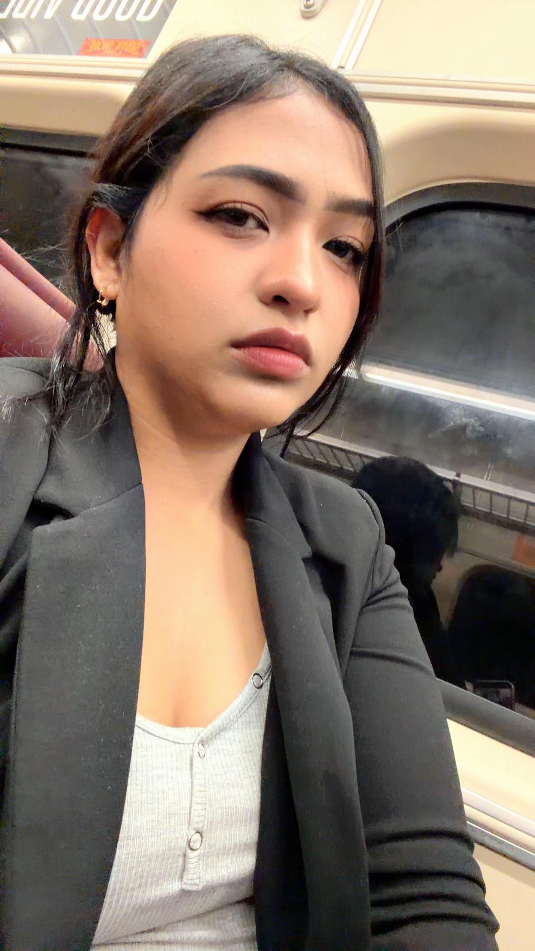 @ℒ𝒾𝓃𝒶 𝒹𝒾𝒶𝓏 🧃