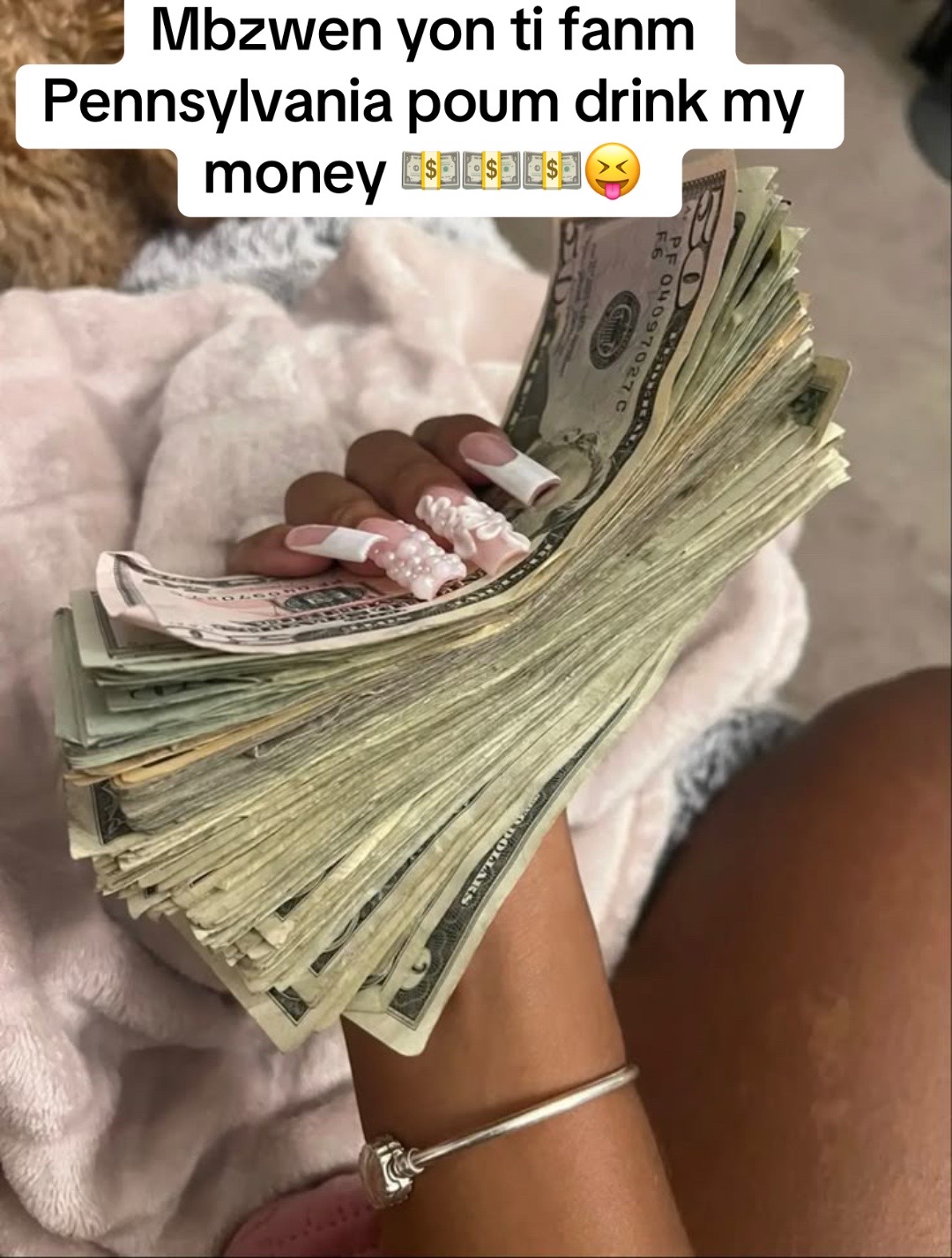 @Narah 💵🇺🇸🏳️🌈