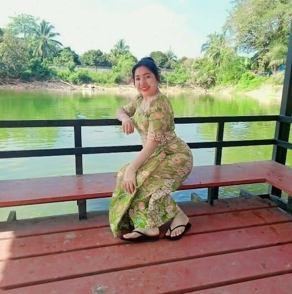 @ဖြိုးဖြိုး