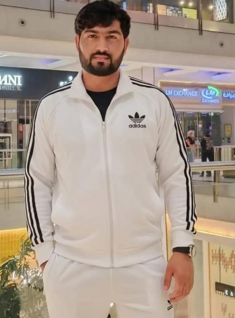 @❣️ Malik Mani ❣️