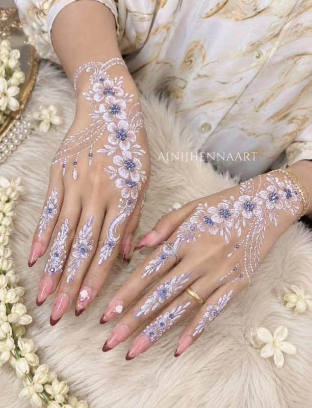 @Aini Henna