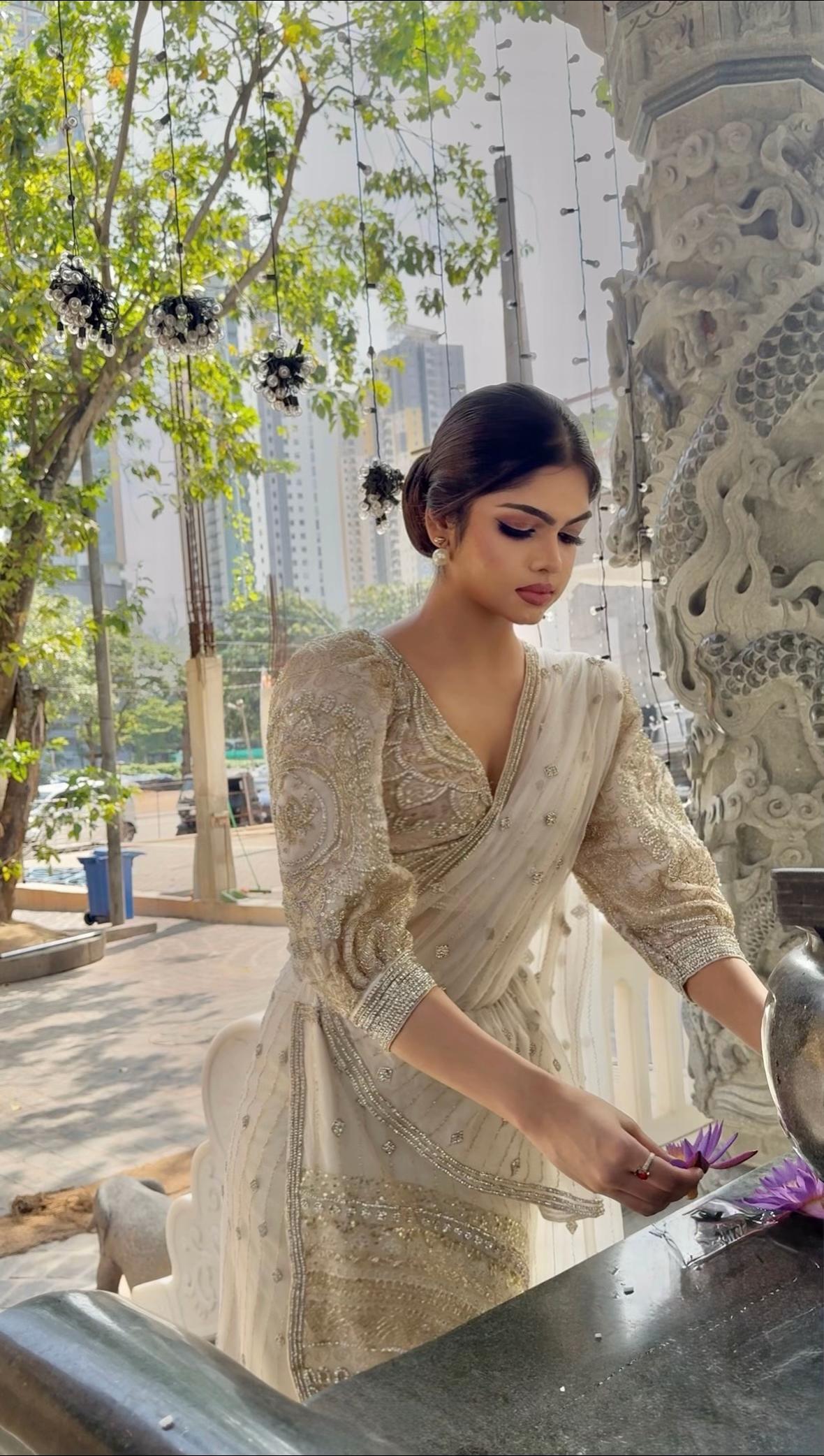 @Tishani Perera 🇱🇰