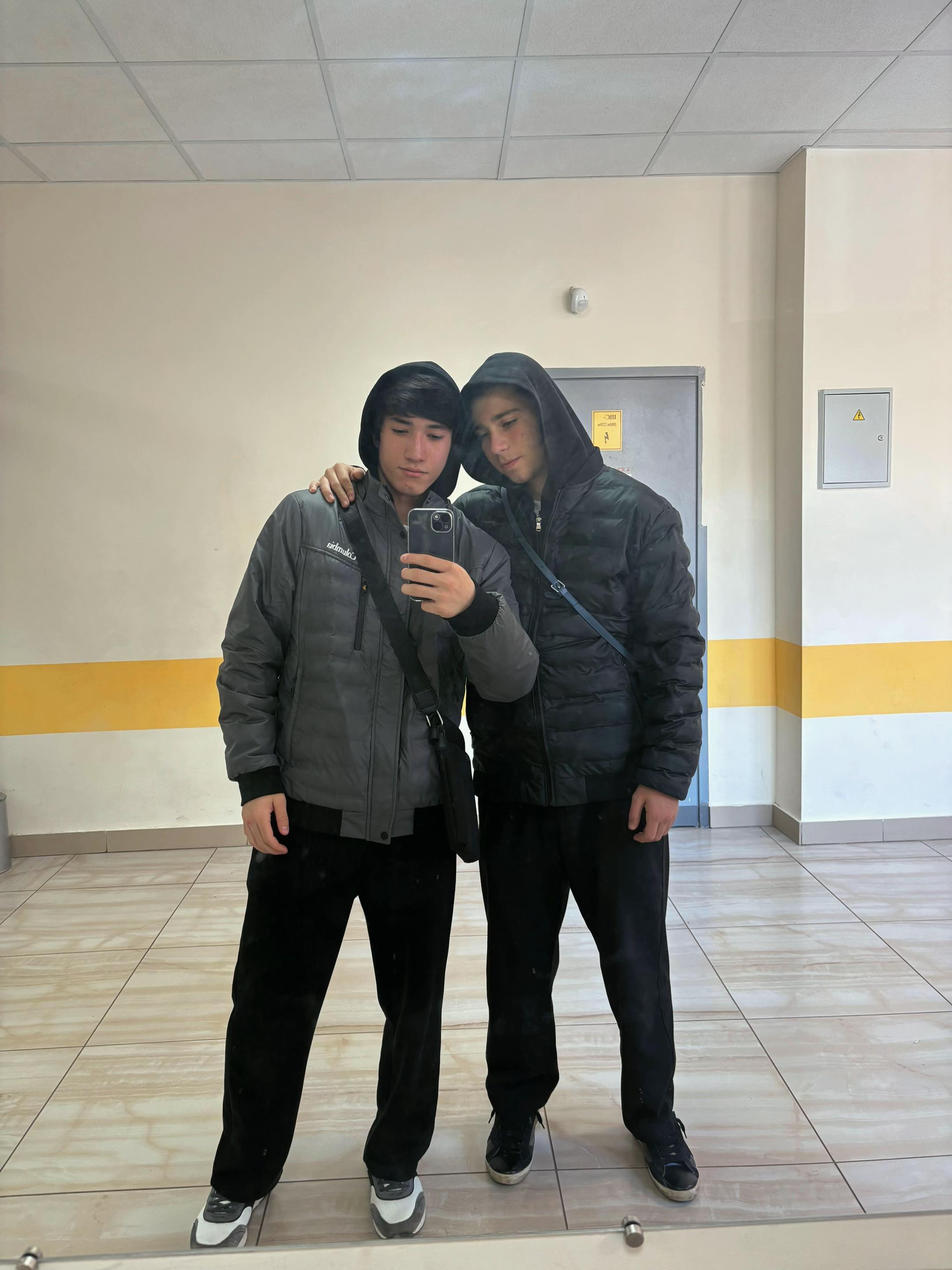 @E_M_I