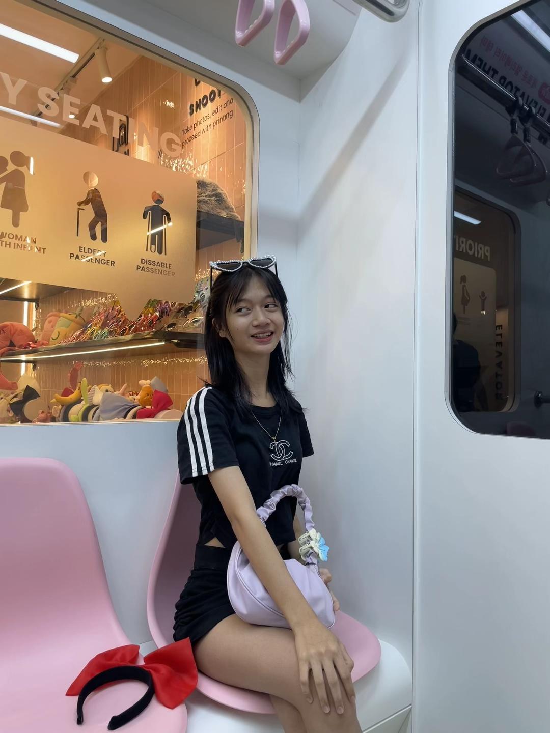 @RoNaᥫ᭡