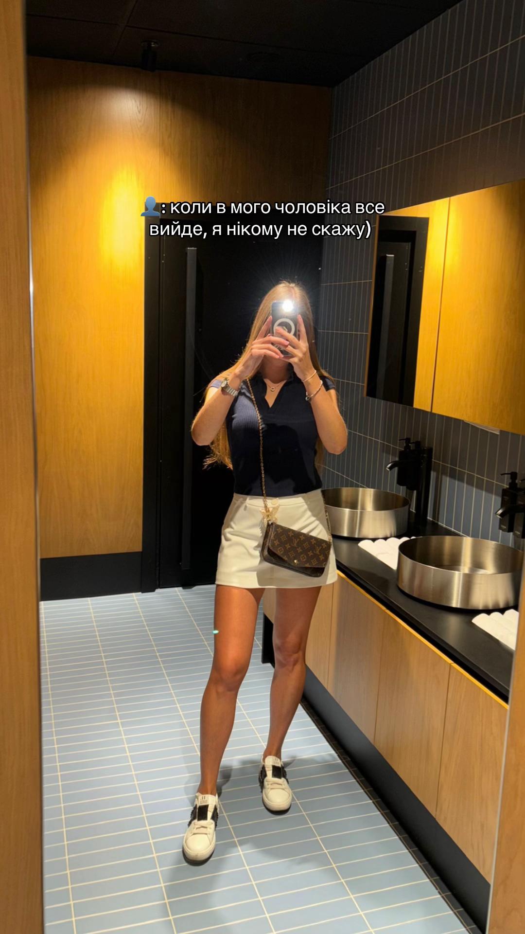 @Anna__Mariya_