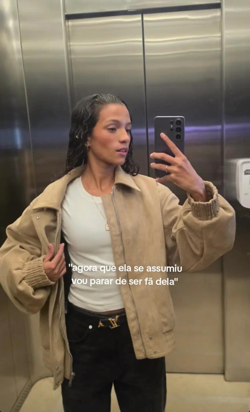 @kay ᥫ᭡ she follows