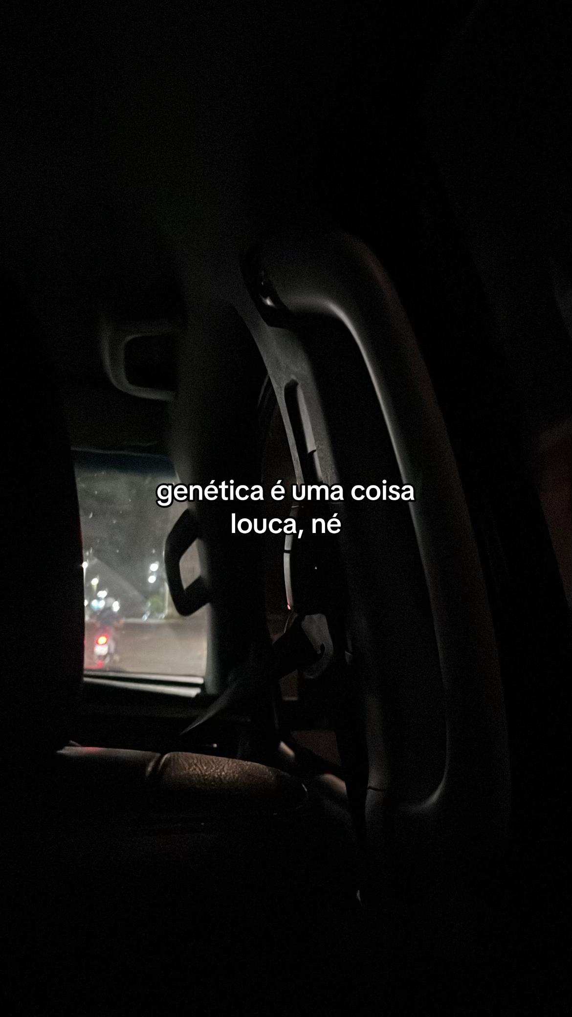 @Ariele Andrade🦊