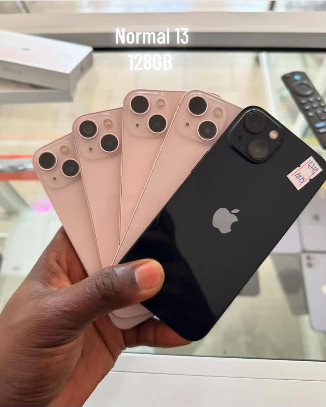 @Lil Susbi Apple Store