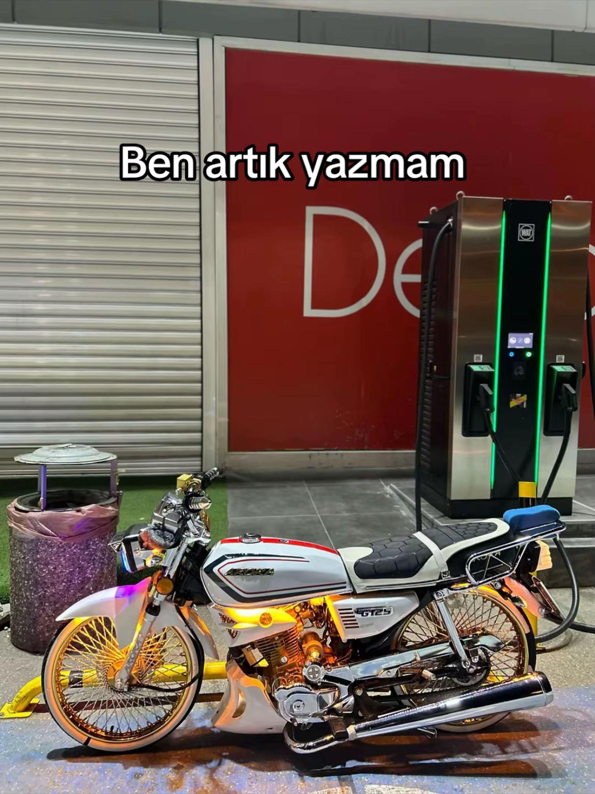 @𝐄𝐦𝐫𝐞