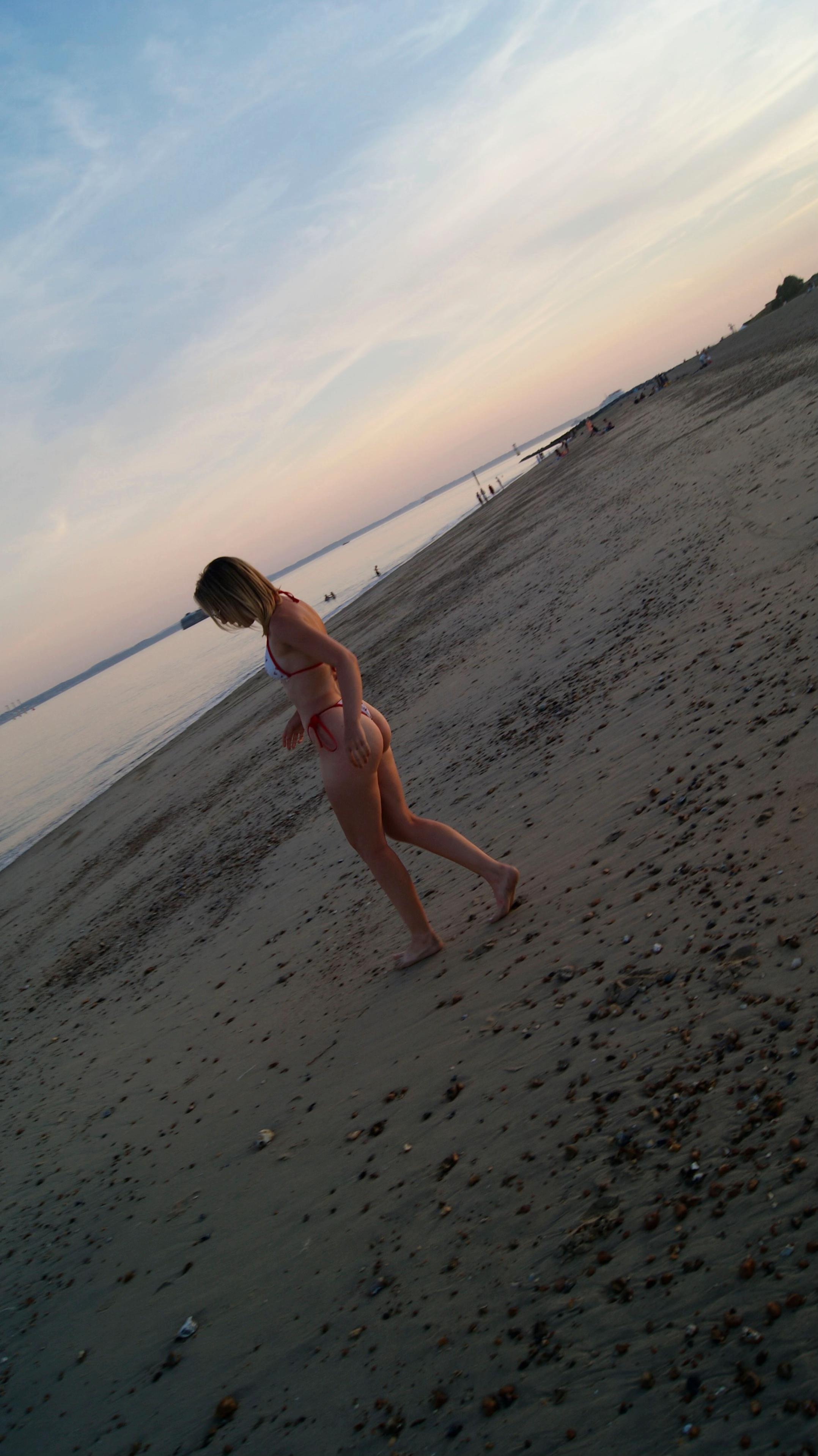 @laurenlavinia_