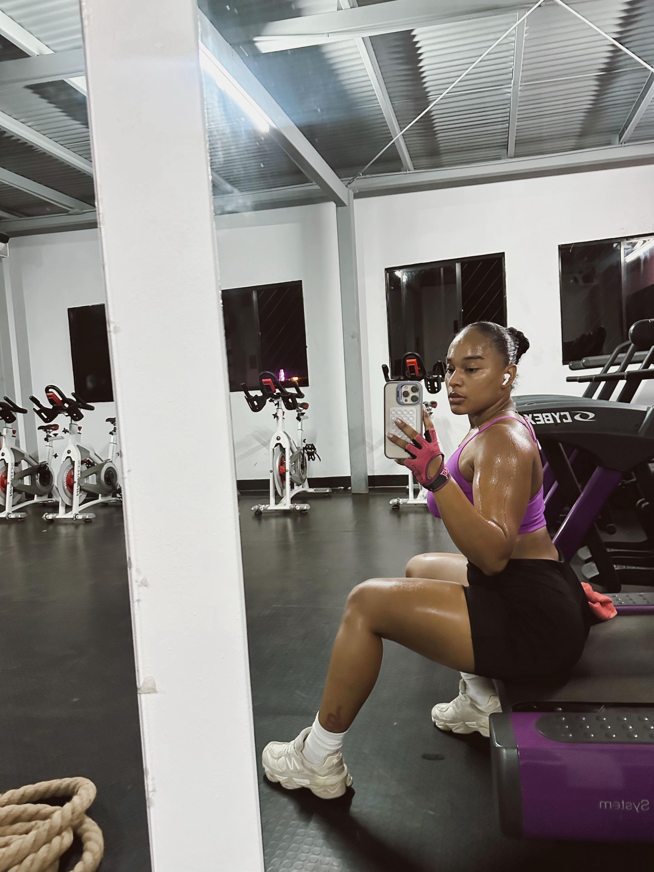 @Ashanie