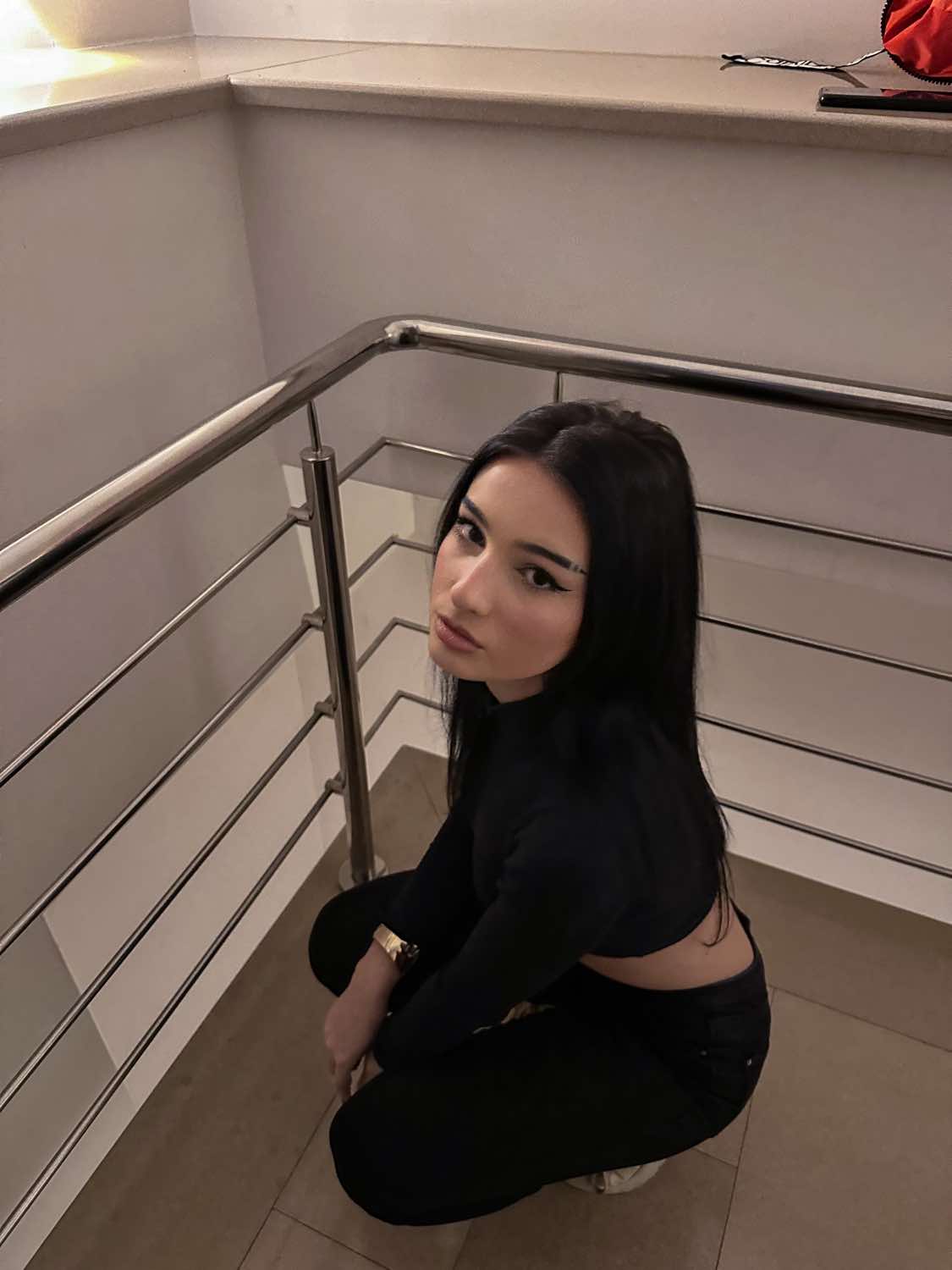 @🪬