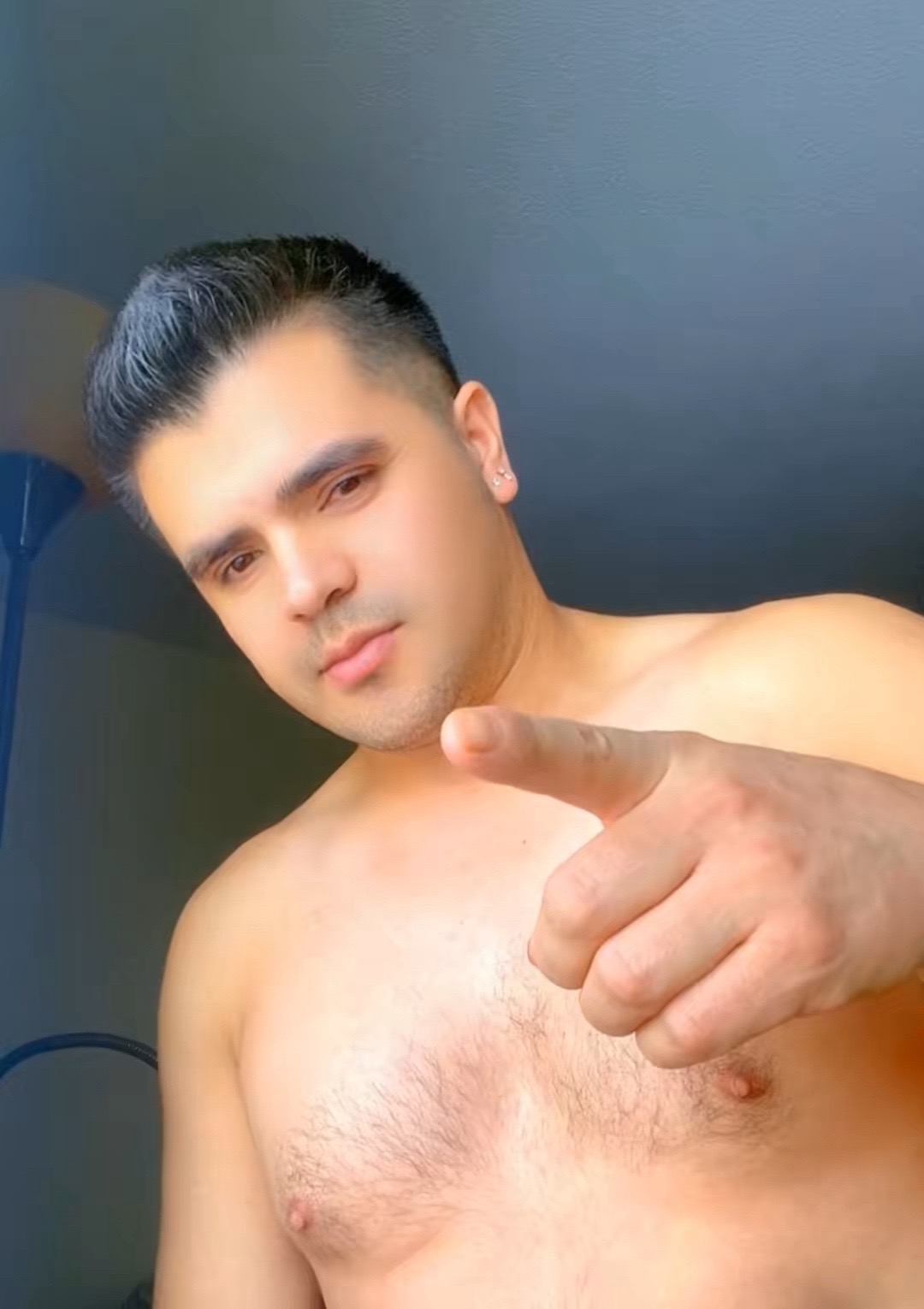 @Loganz