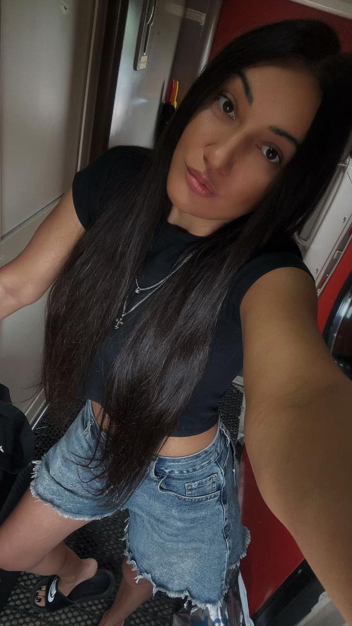 @Kk