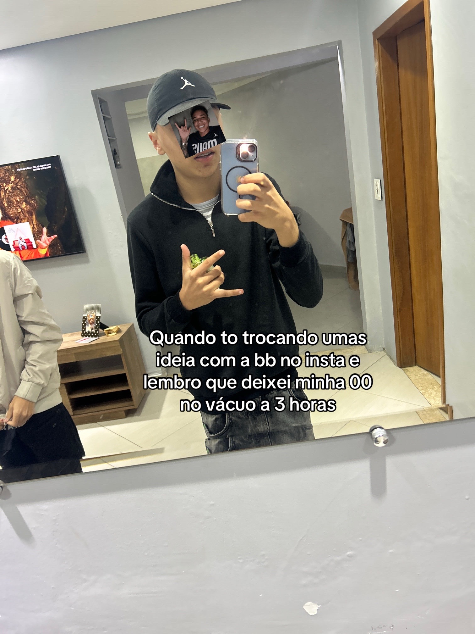 @menochefee77