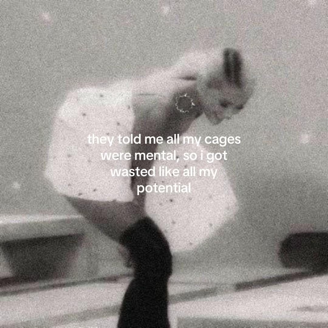 @needy ☾🌫️