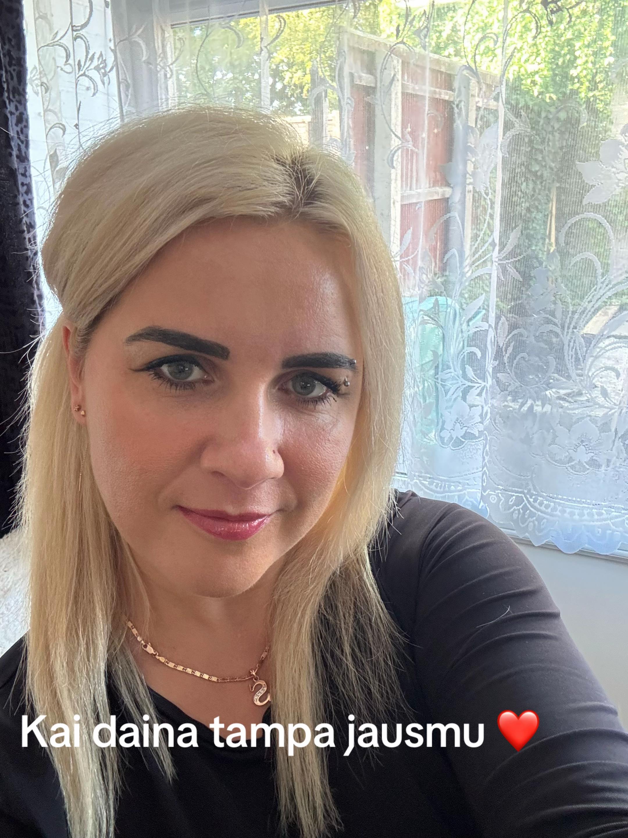 @sandra