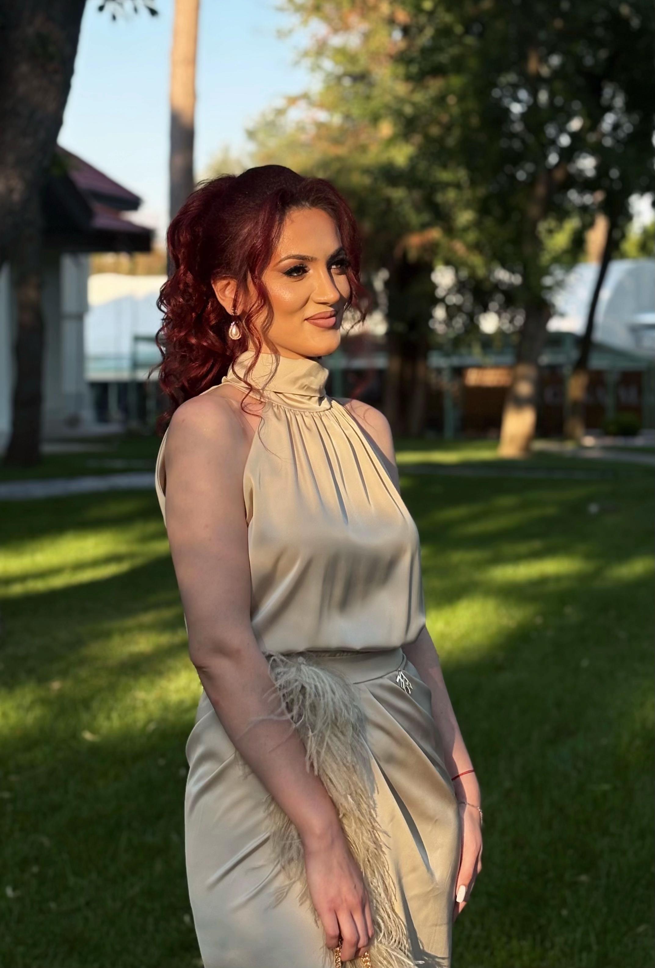 @Bianca Elena