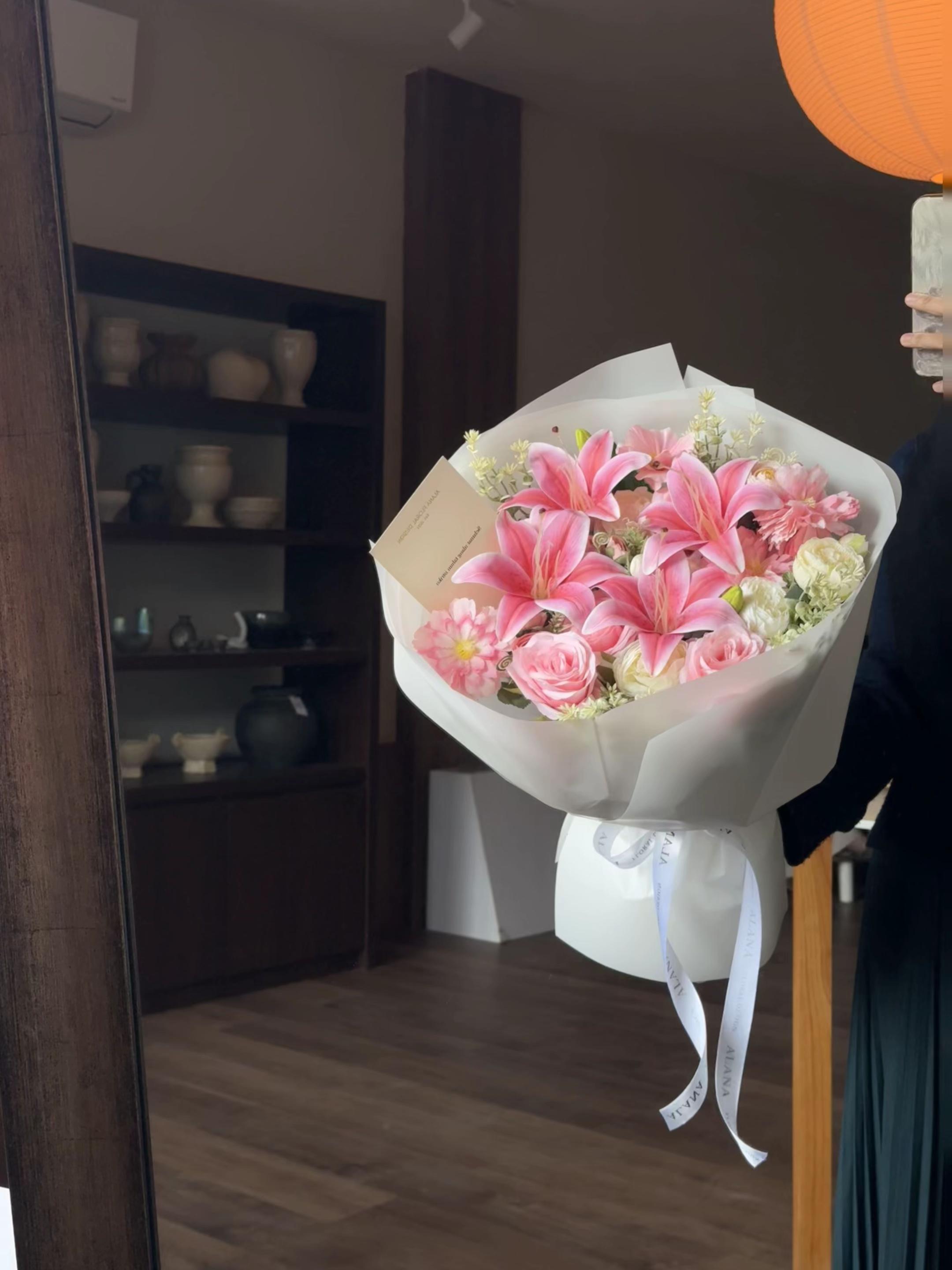 @Alana Floral Studio