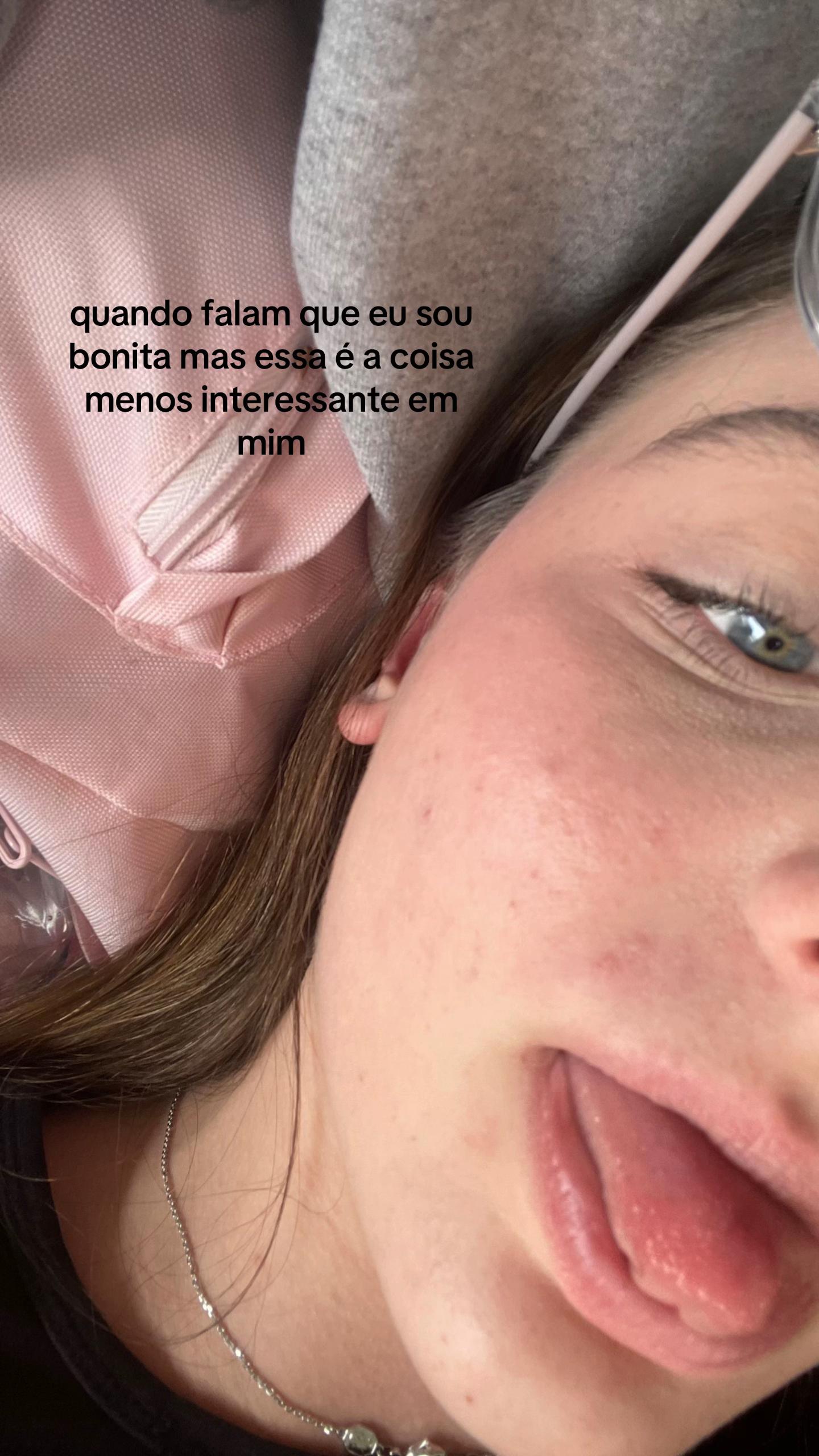 @lauraa