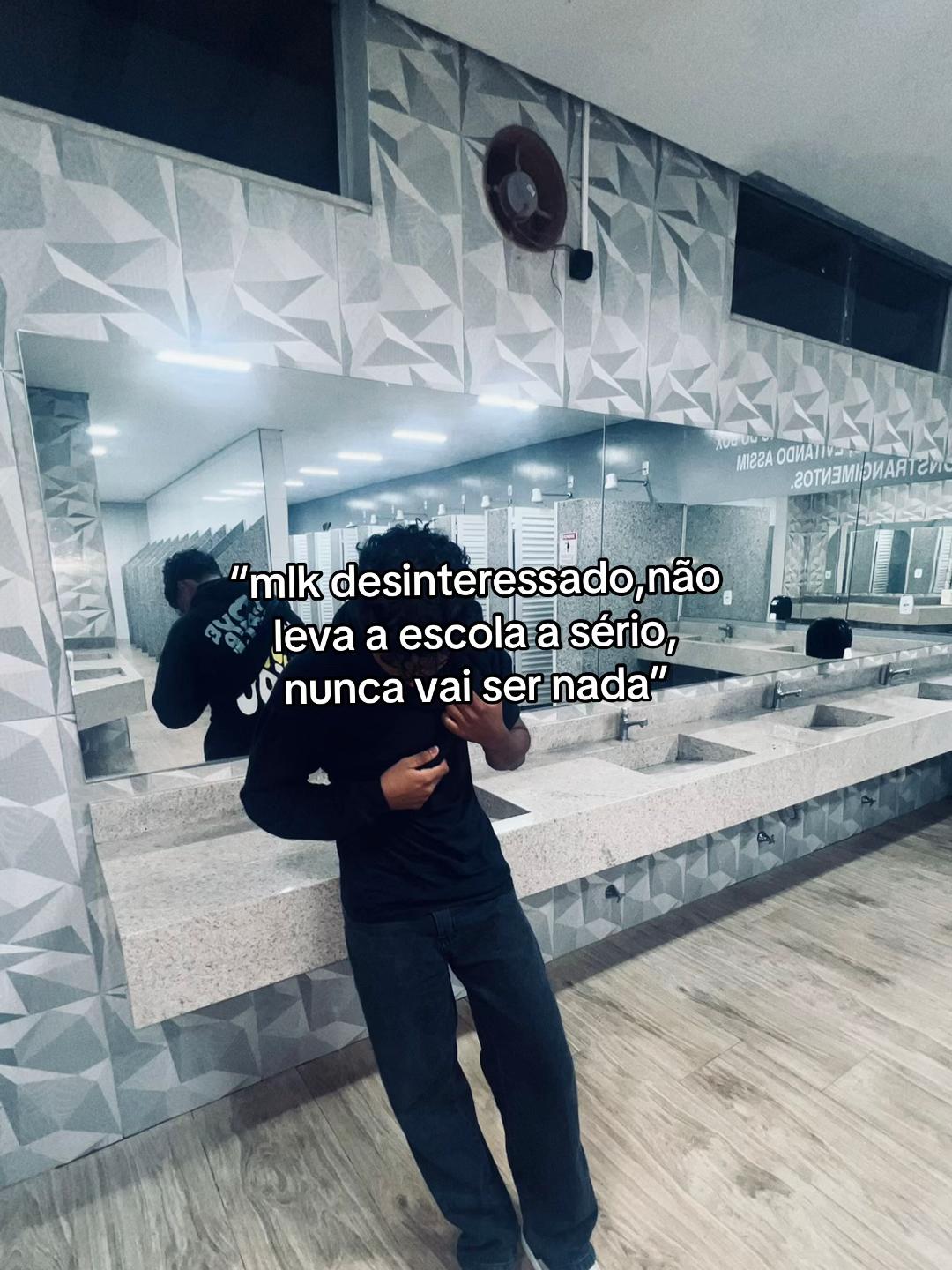 @Diasz