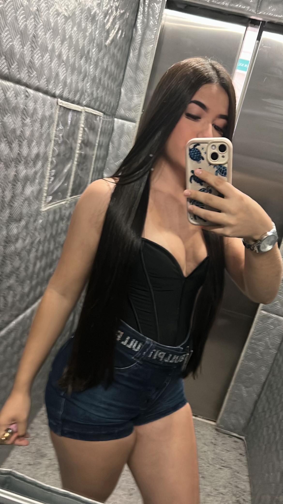 @mariavclara