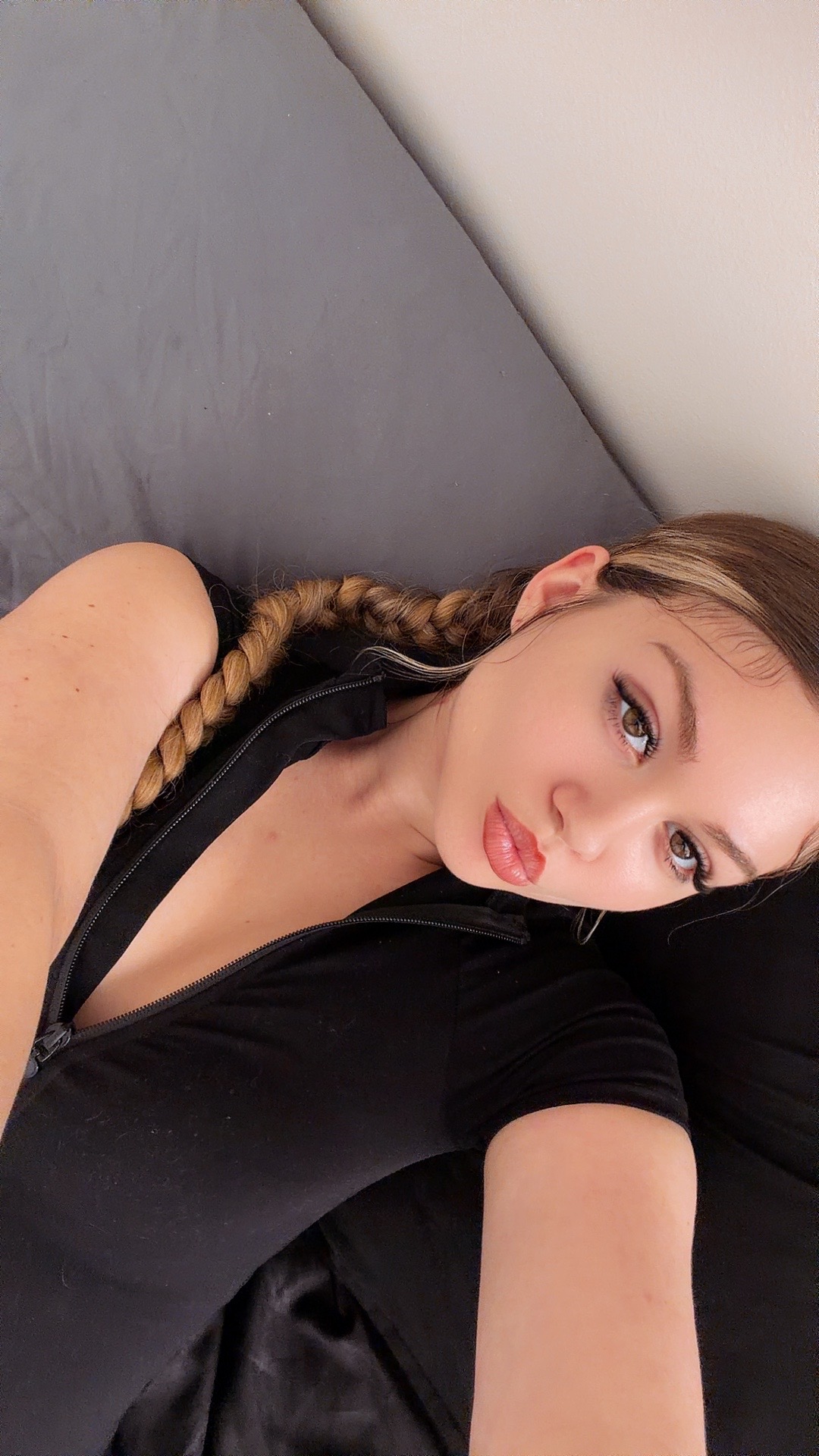 @SirenaMarie🤍