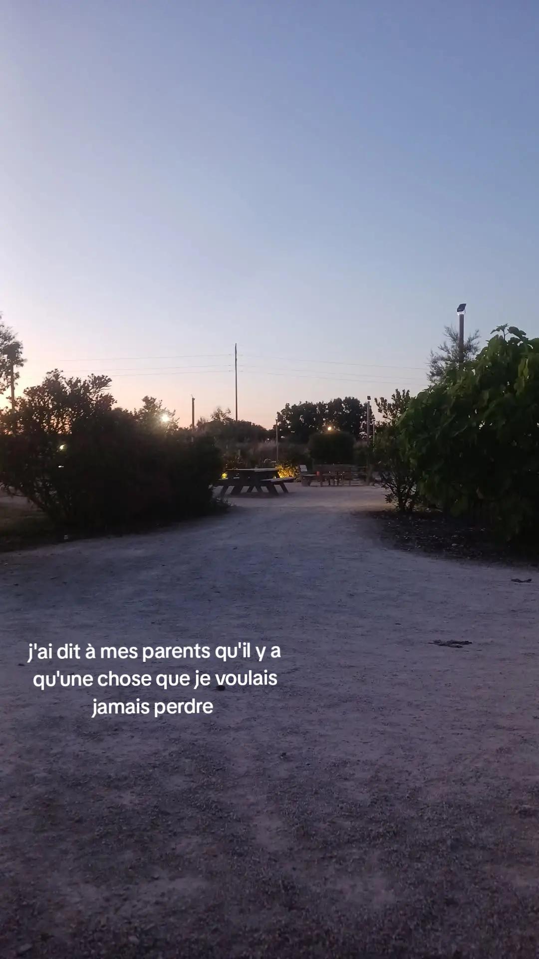 @🌺𝑐𝑙𝑎𝑟𝑎🌺
