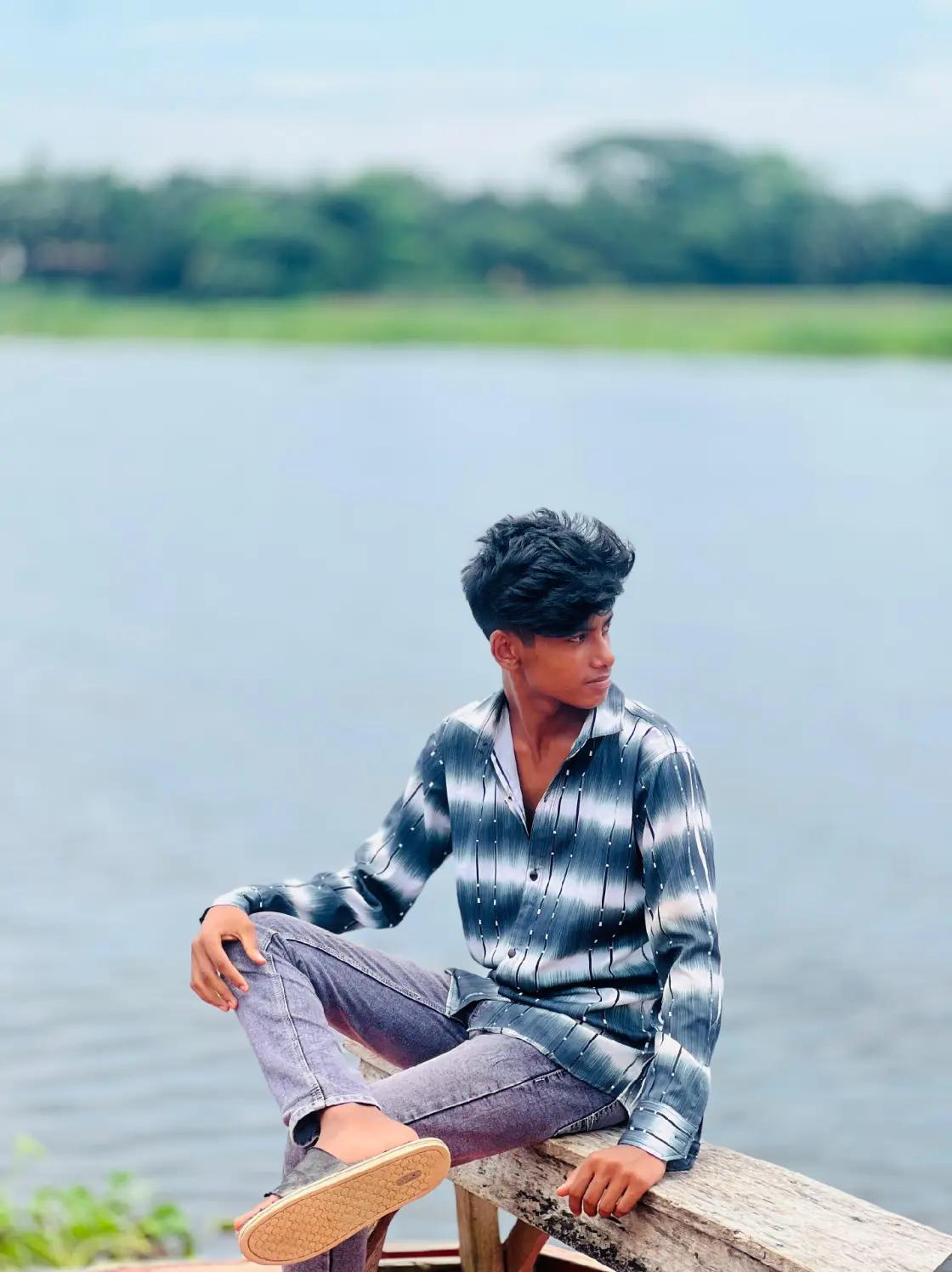 @Riyad 🦂