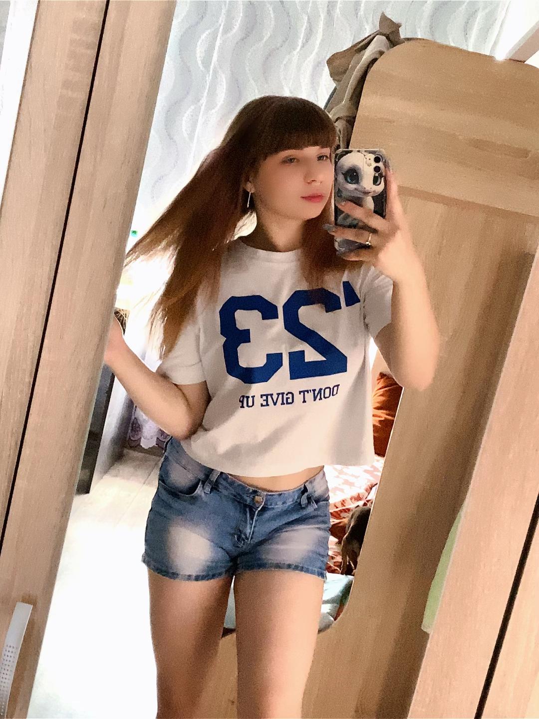 @Викусик 🦊