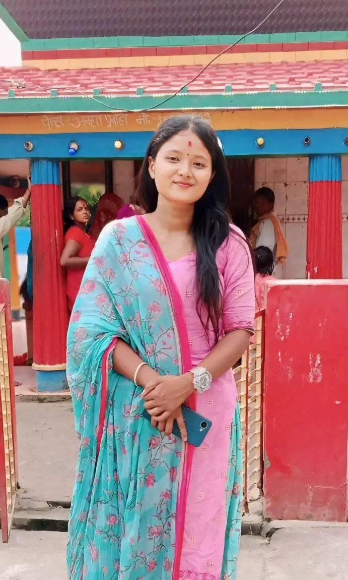 @kritika chaudhary❤️