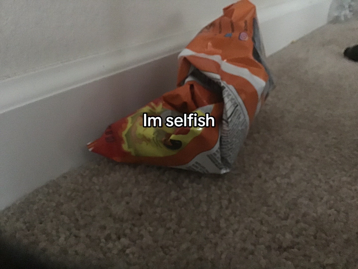 @𖣂