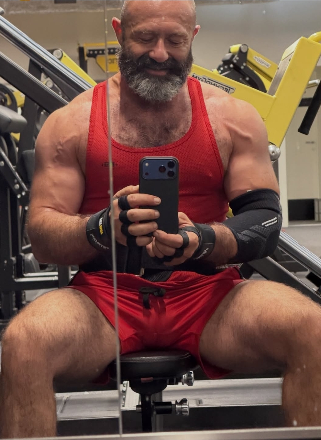 @muscledaddies
