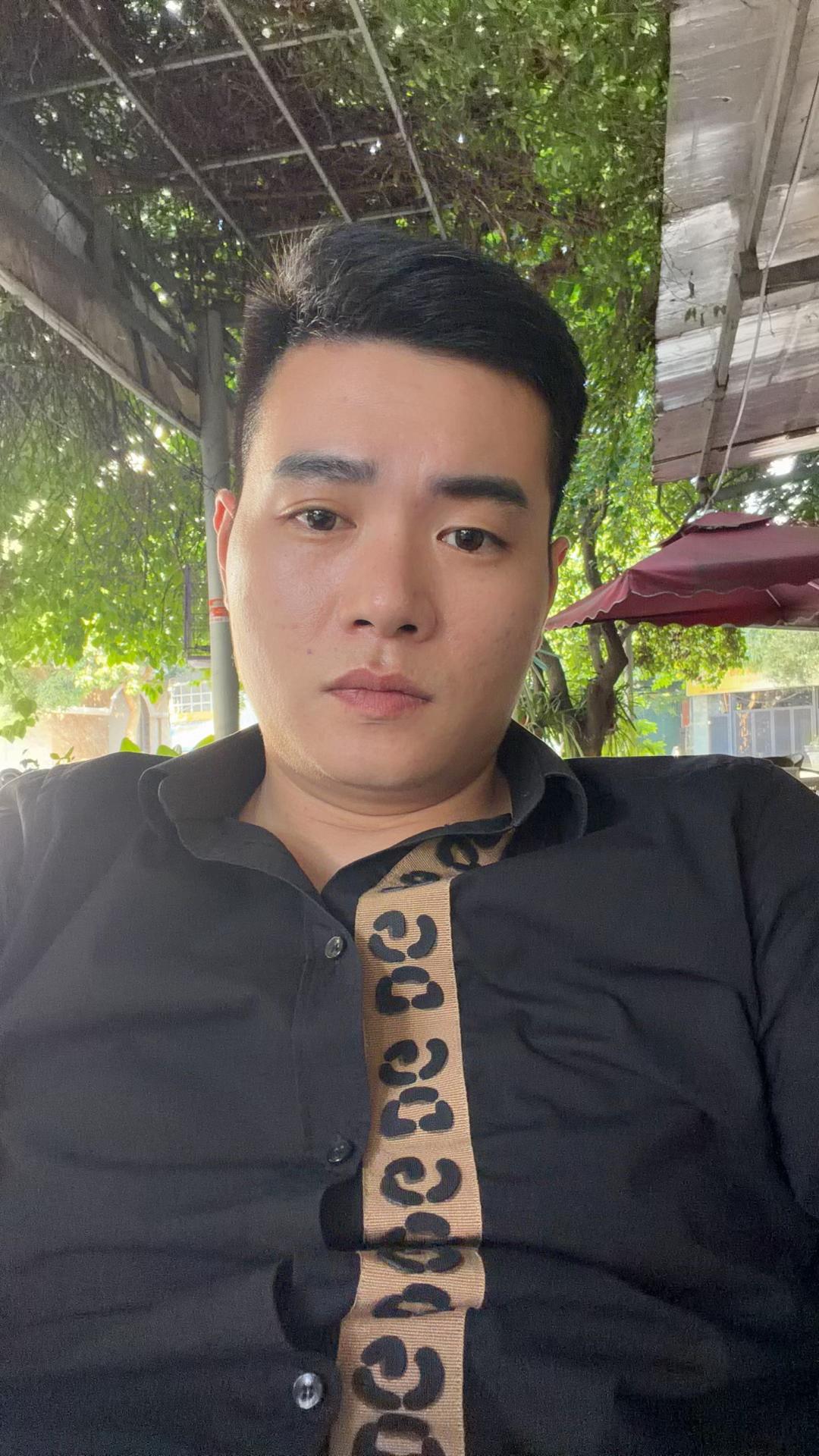 @Hiếu Thái Tử 🤫