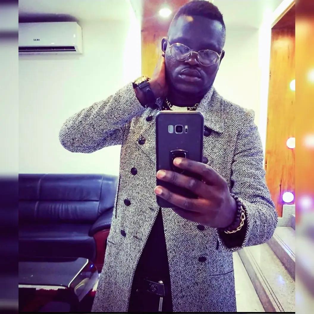 @YEYE ART LE SUPER 👑👑👑