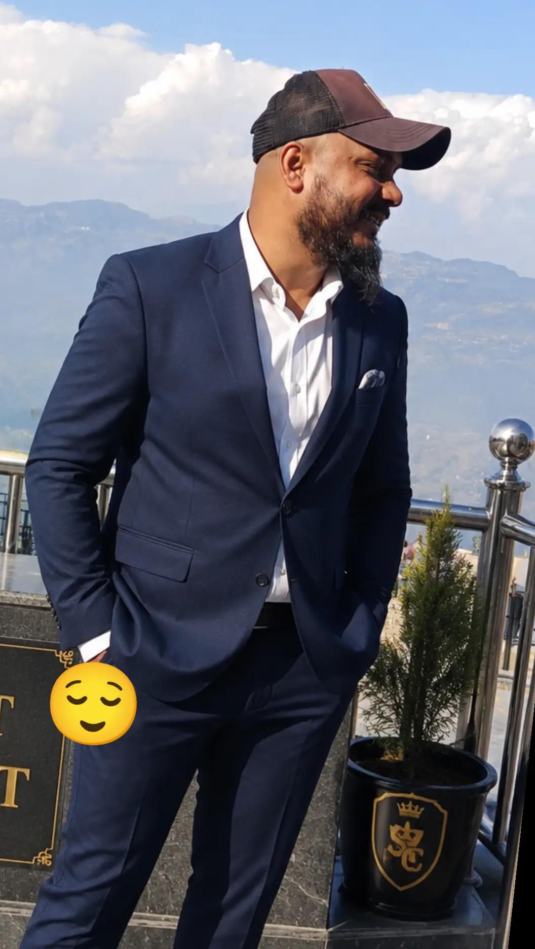 @🤫Vikash Thakur🤫