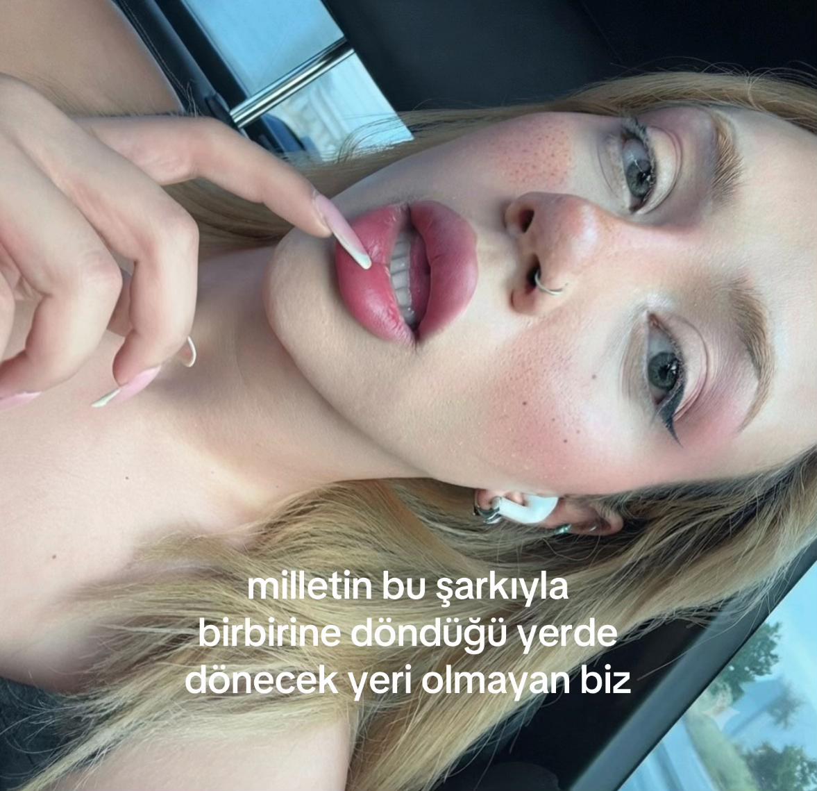 @Aleyy✨
