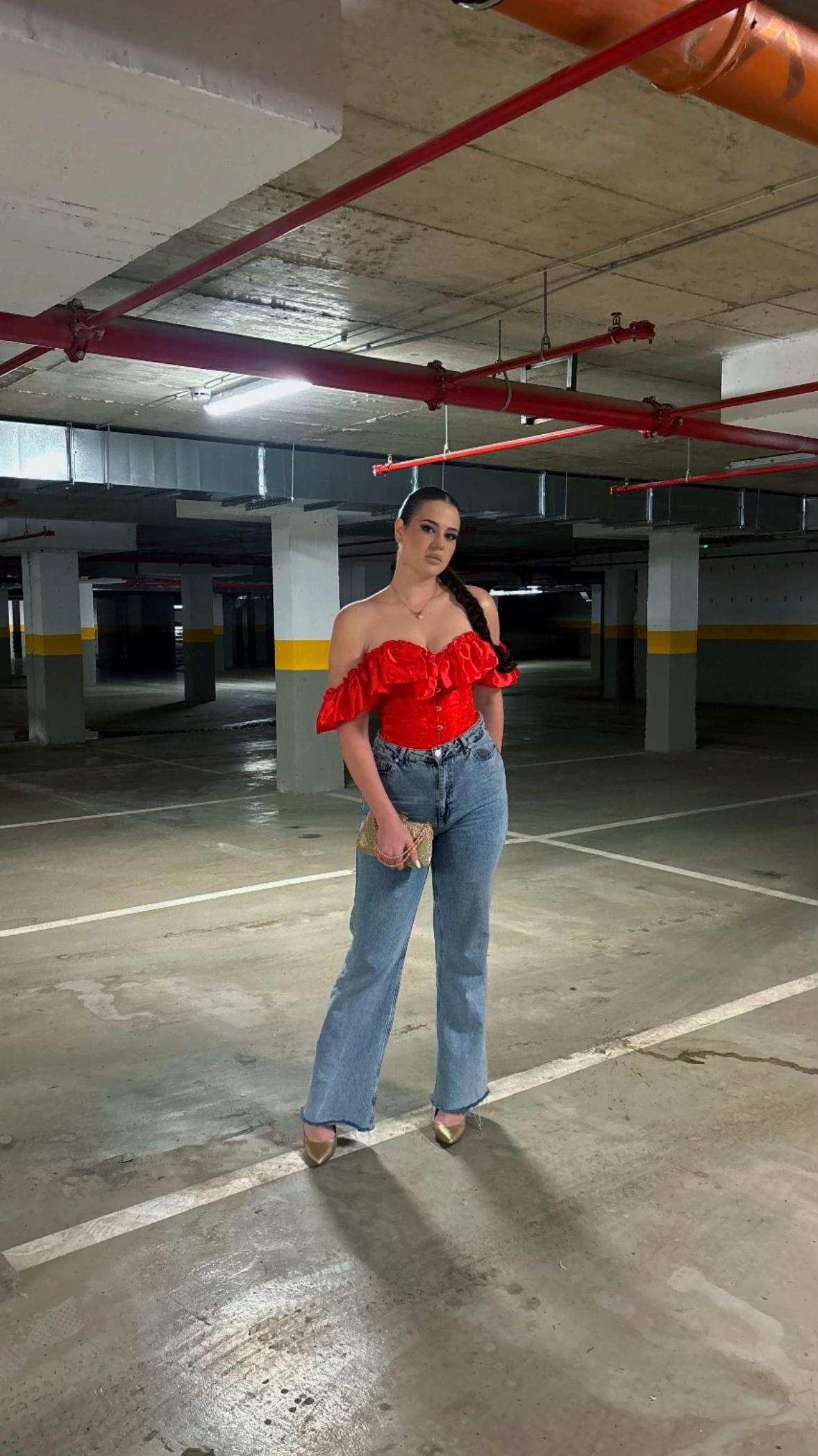 @Ивана🌸