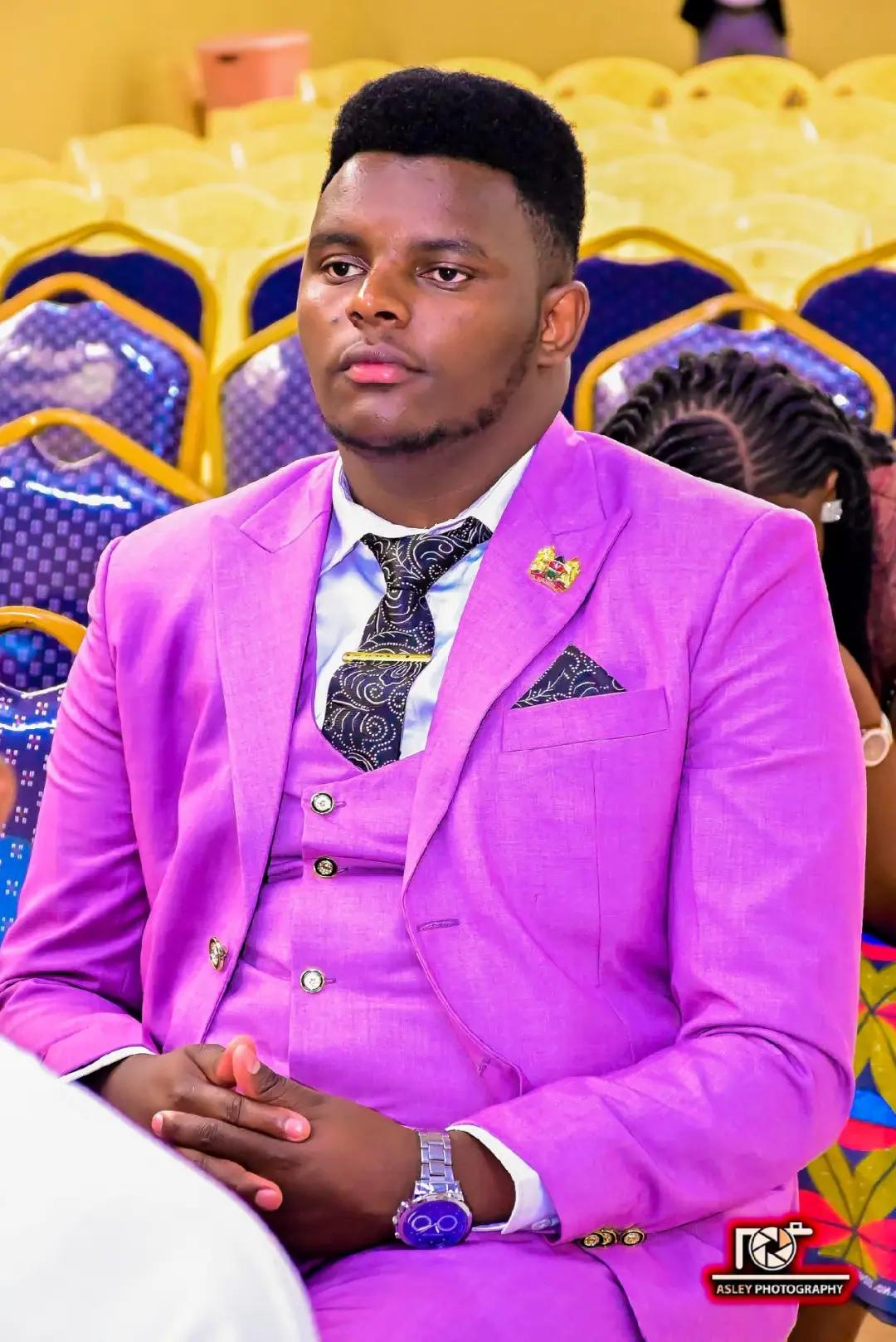 @Sammie Wa Nyambura🇬🇧🇬🇧