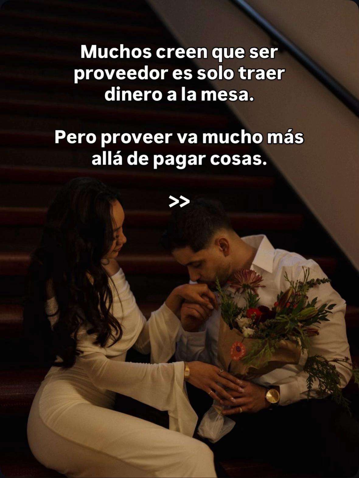 @Mujer Femenina