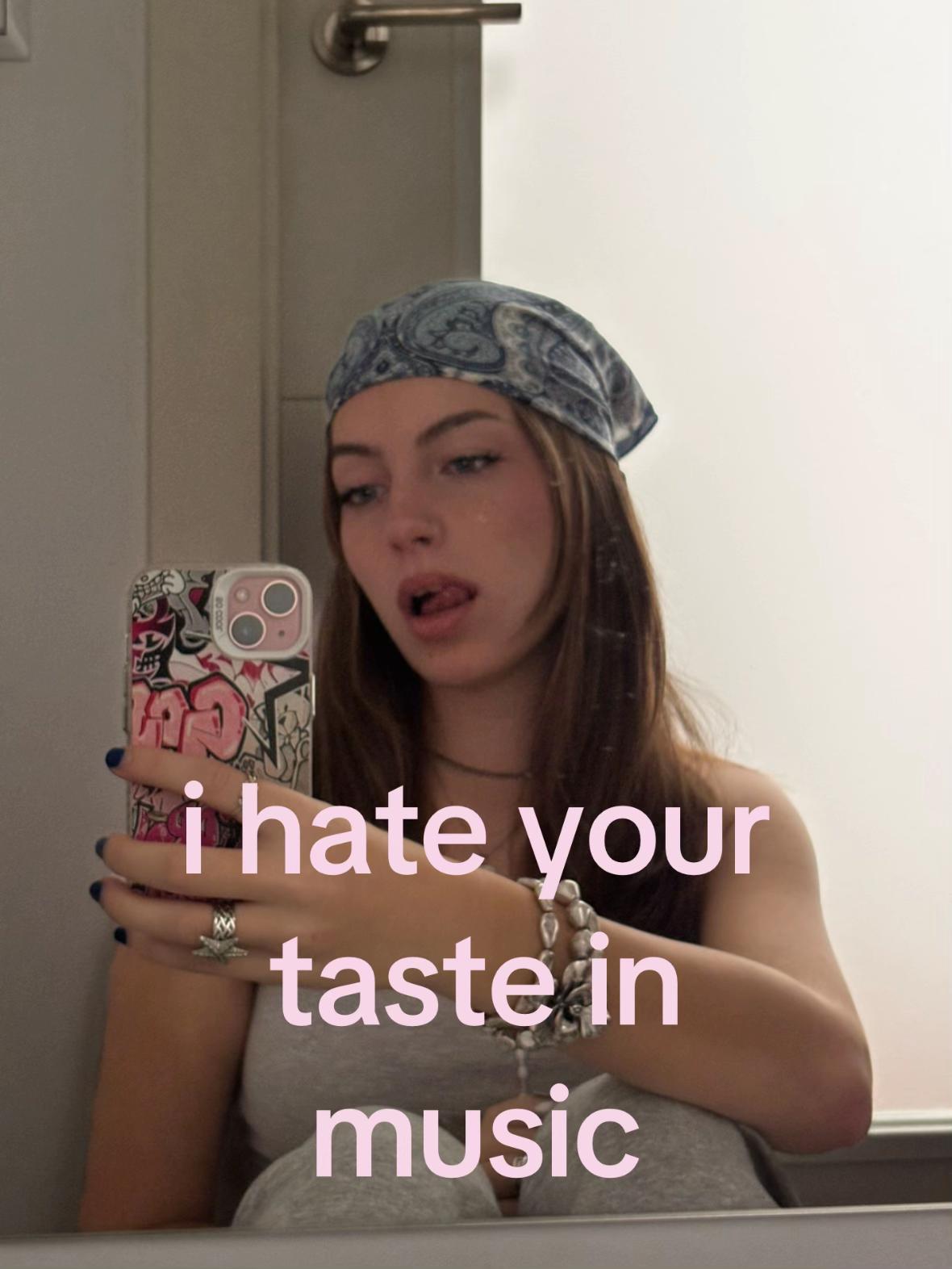 @ʀᴏxxᴀɴɴᴀ ༉