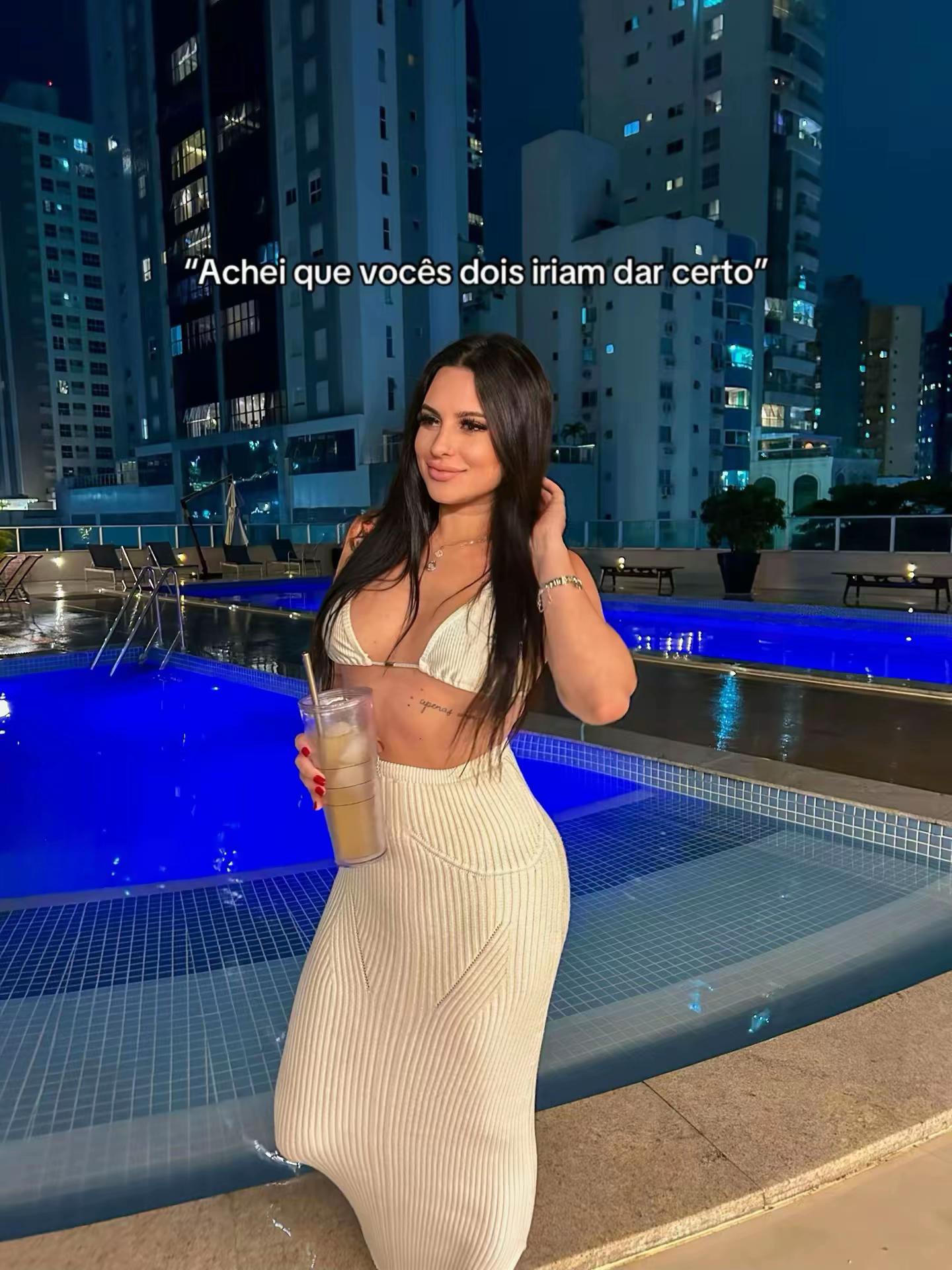 @camillascht