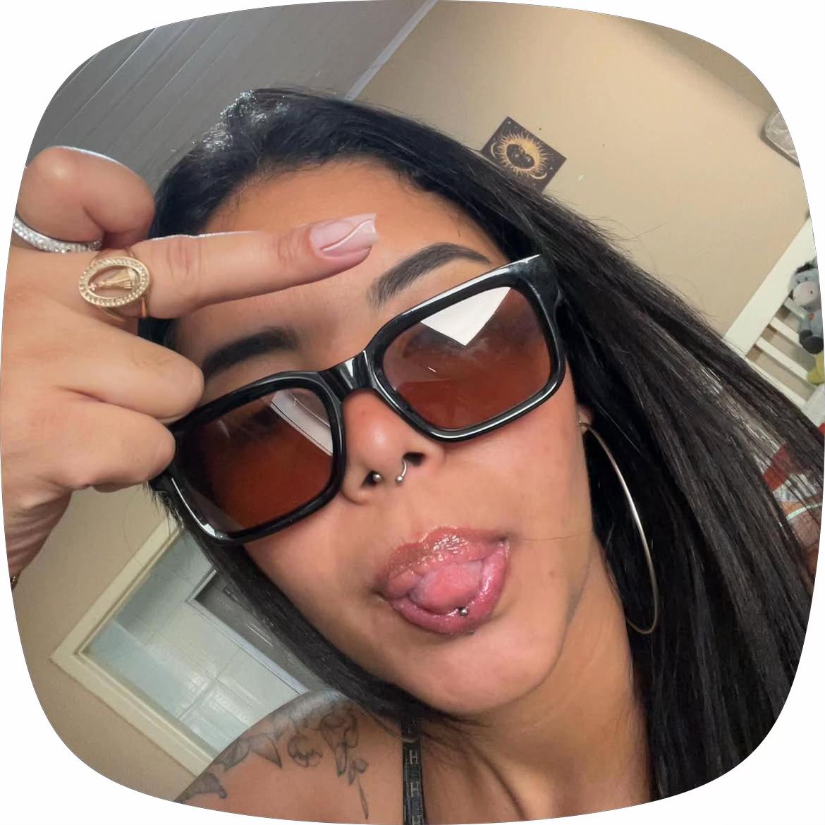 @Karolayne  Rocha