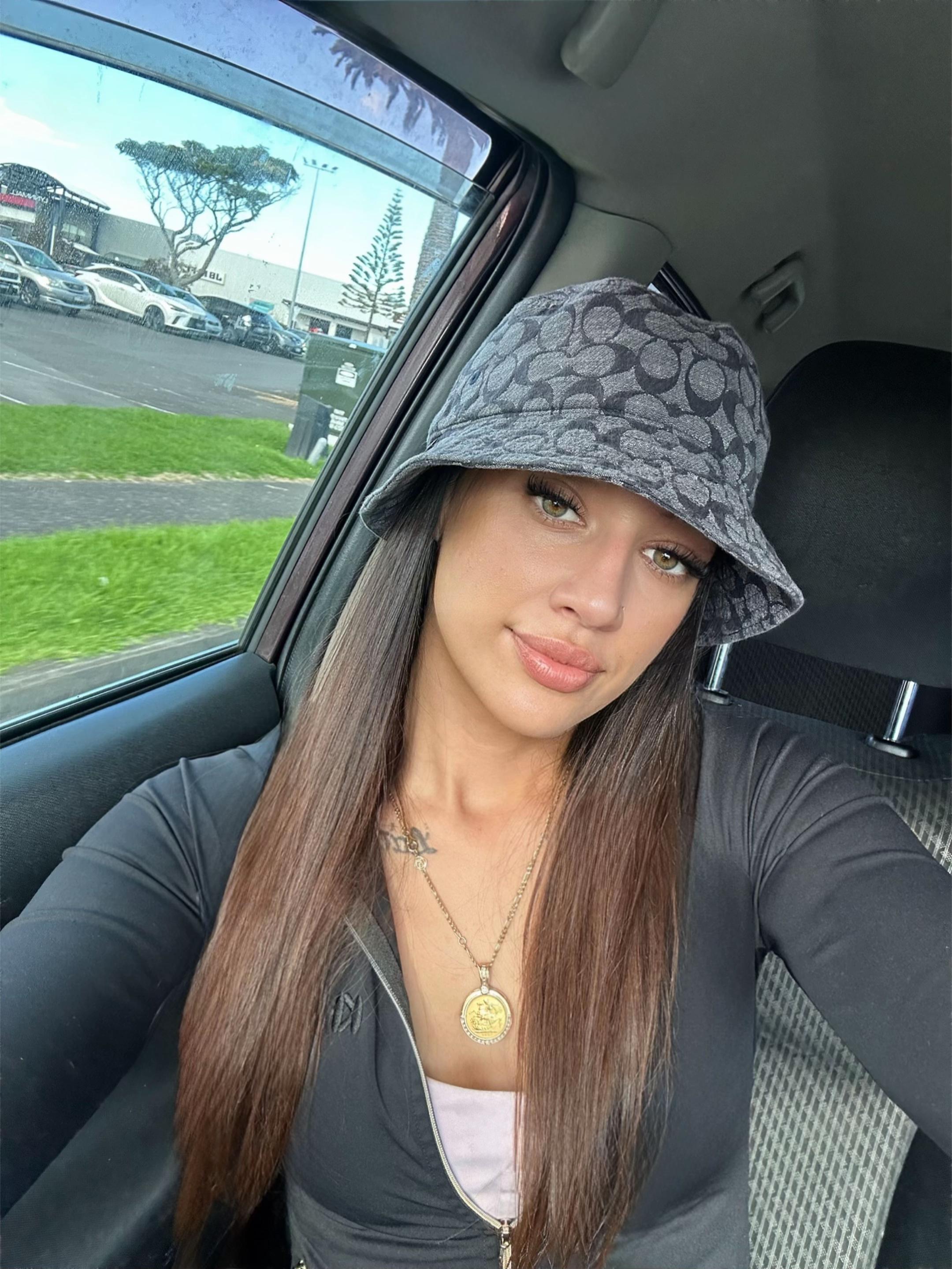 @Gastankgoddess